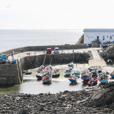 Holiday home Headland 17 Coverack